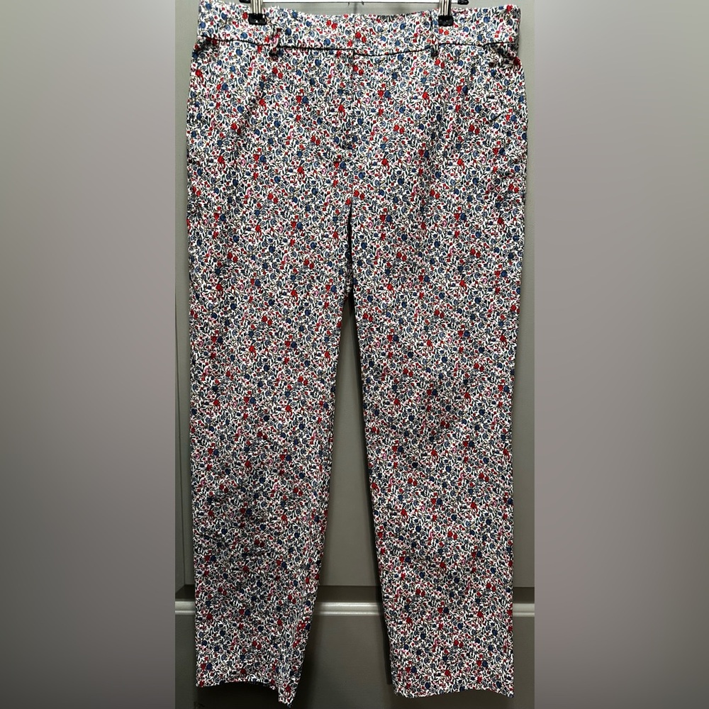LOFT Size 4 The Riviera Slim Floral Pants EUC
